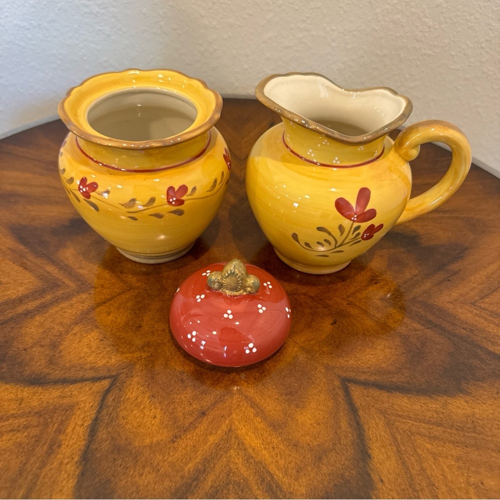 Vintage Bienvenue Yellow and Red Floral Ceramic sugar bowl and creamer s… - Picture 8 of 10